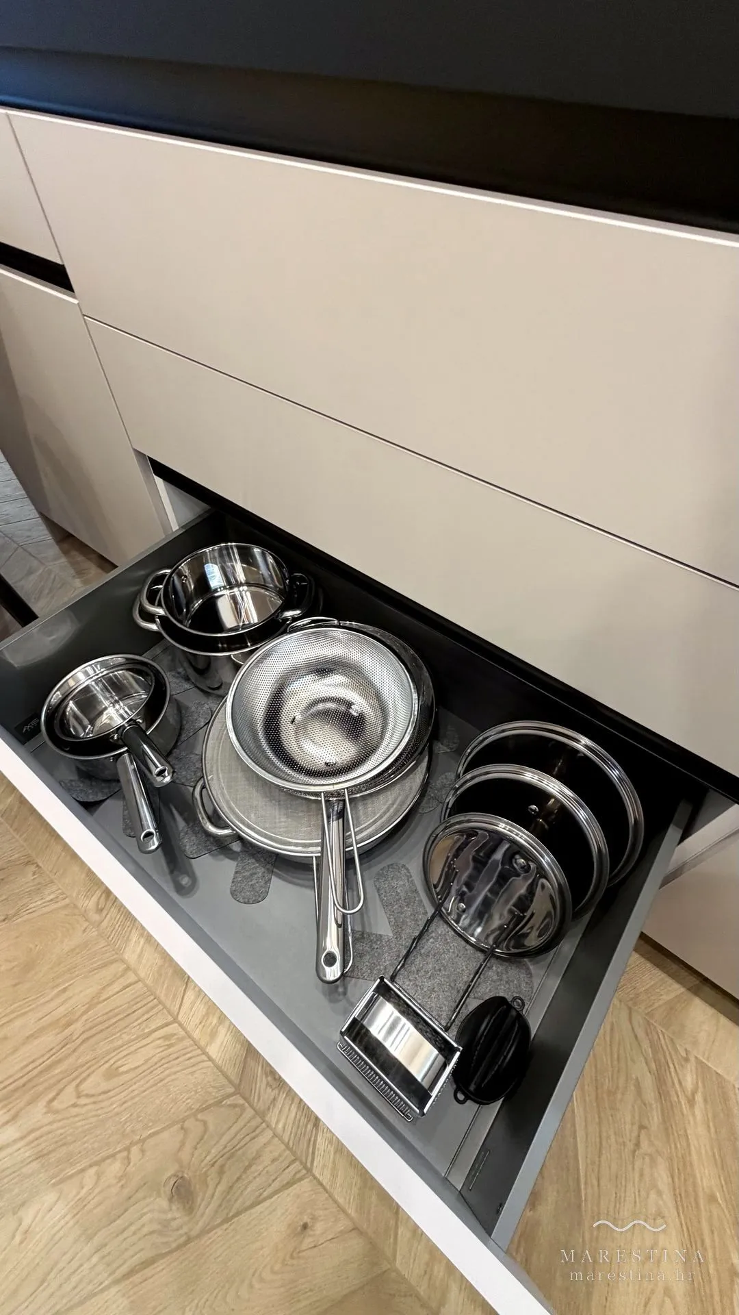 Fully equipped kitchen at Marestina
